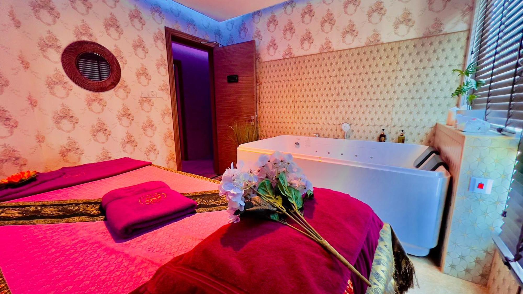 BW Suites & Spa Manama Exterior photo